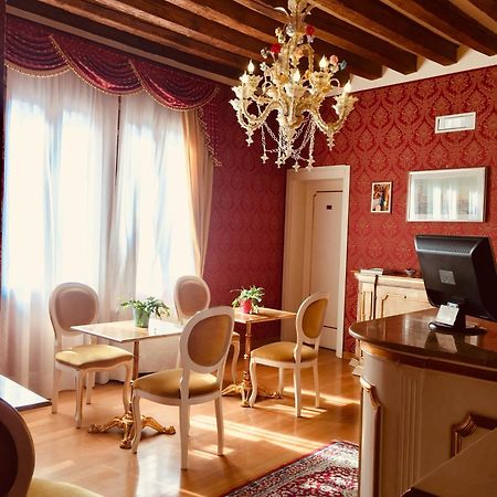 Locanda Correr Venesia Bagian luar foto